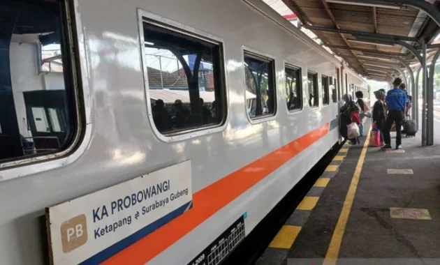 Daop 8: Kereta Api Jakarta‑Surabaya Terdampak Insiden di Bekasi