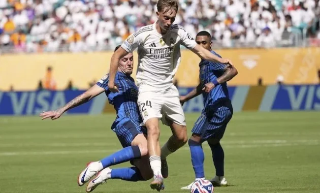 Dean Huijsen: Nasib Pemain Muda di Tengah Krisis Real Madrid Dean Huijsen: Nasib Pemain Muda di Tengah Krisis Real Madrid