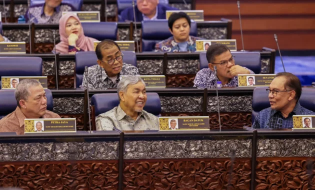 Dean James Bebas Sanksi KNVB: RUU Kewarganegaraan Jadi Jawaban Kasus Passport Gate Dean James Bebas Sanksi KNVB: RUU Kewarganegaraan Jadi Jawaban Kasus Passport Gate