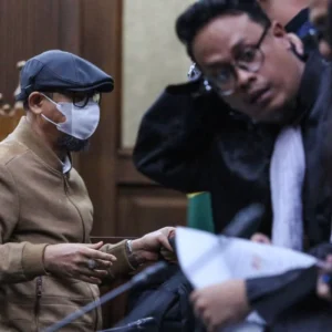 Dewi Perssik Polkas Akun Facebook Pencatut Nama, Ancaman Hukuman 10 Tahun Penjara