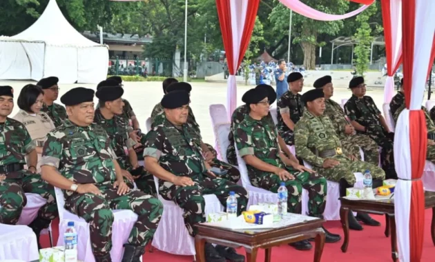 Digembleng 1,5 Bulan di 6 Lemdik TNI, Kepala Bacadnas Kemhan Lepas 1.773 Calon Komcad ASN