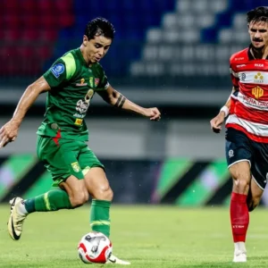 Disiplin Jadi Kunci Madura United Bungkam Persebaya
