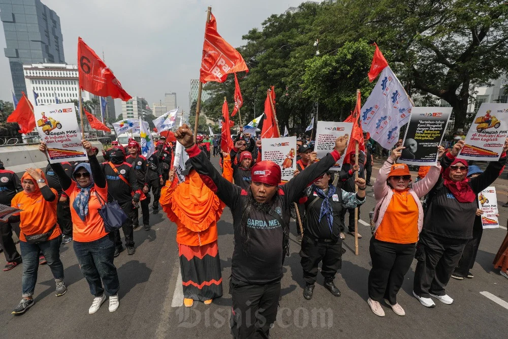 Disnaker Gencar Lakukan Aksi: Dari Perlindungan Jamsostek hingga Kompetisi Buruh, Kolaborasi Industri, dan Upaya Anti‑Diskriminasi