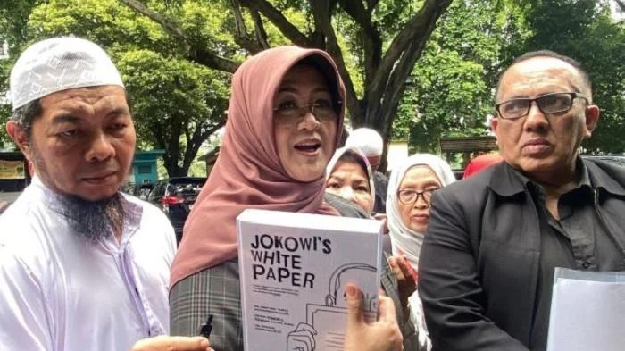 Dokter Tifa Tolak Jokowi: Pengakuan Presiden Punya Kakak di Arab Jadi Bahan Kritik Heboh