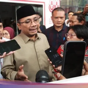 DPR Ingatkan Menhaj soal War Tiket Haji: Jangan Sampai seperti Kasus Eks Menag Yaqut Qoumas