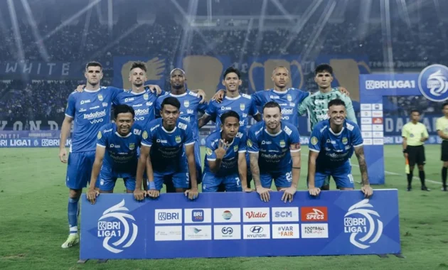 Drama 10 Pemain! Persib Bandung Tancapkan Puncak Liga 1 dengan Kemenangan 3-2 atas Bali United Drama 10 Pemain! Persib Bandung Tancapkan Puncak Liga 1 dengan Kemenangan 3-2 atas Bali United