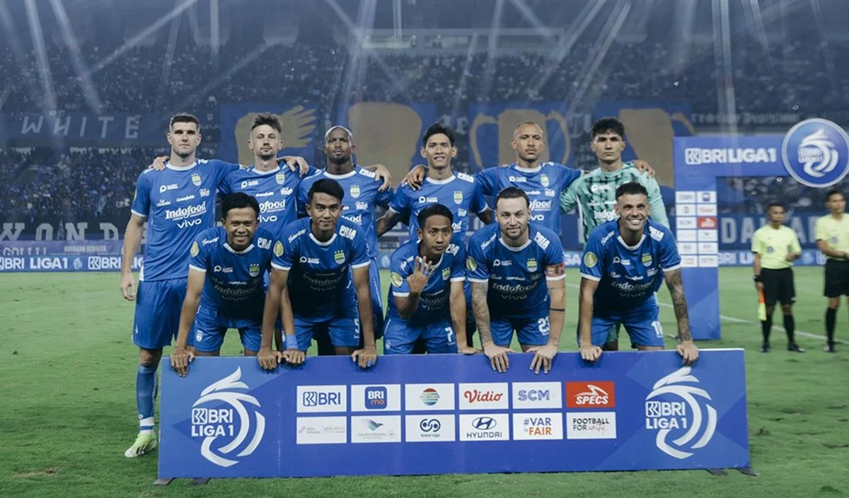 Drama 10 Pemain! Persib Bandung Tancapkan Puncak Liga 1 dengan Kemenangan 3-2 atas Bali United