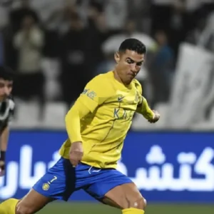 Drama Al-Nassr: Kemenangan 5-2 atas Al-Najma, Kembalinya Iñigo Martínez, dan Sorotan Ronaldo di Liga Arab Saudi