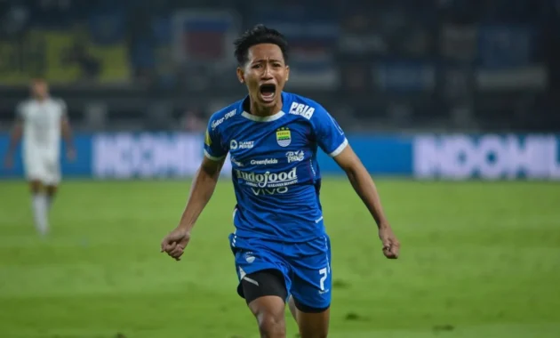 Drama Beckham Putra: Sakit, Kembali, dan Persib Siap Tantang Dewa United Tanpa Penonton Drama Beckham Putra: Sakit, Kembali, dan Persib Siap Tantang Dewa United Tanpa Penonton