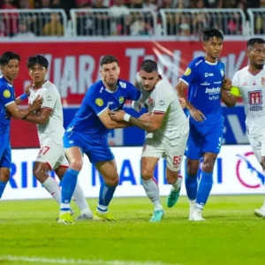 Drama Gelar BRI Super League 2025/2026: Borneo FC Menggempur Puncak, Persib di Batas, dan Guardiola Sempat Nonton Liga Inggris