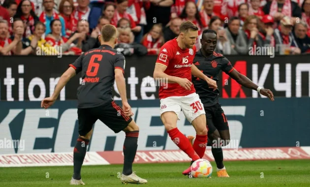 Drama Menegangkan di Mewa Arena: Bayern Munich Pulihkan Tiga Gol dan Menang 4-3 atas Mainz 05