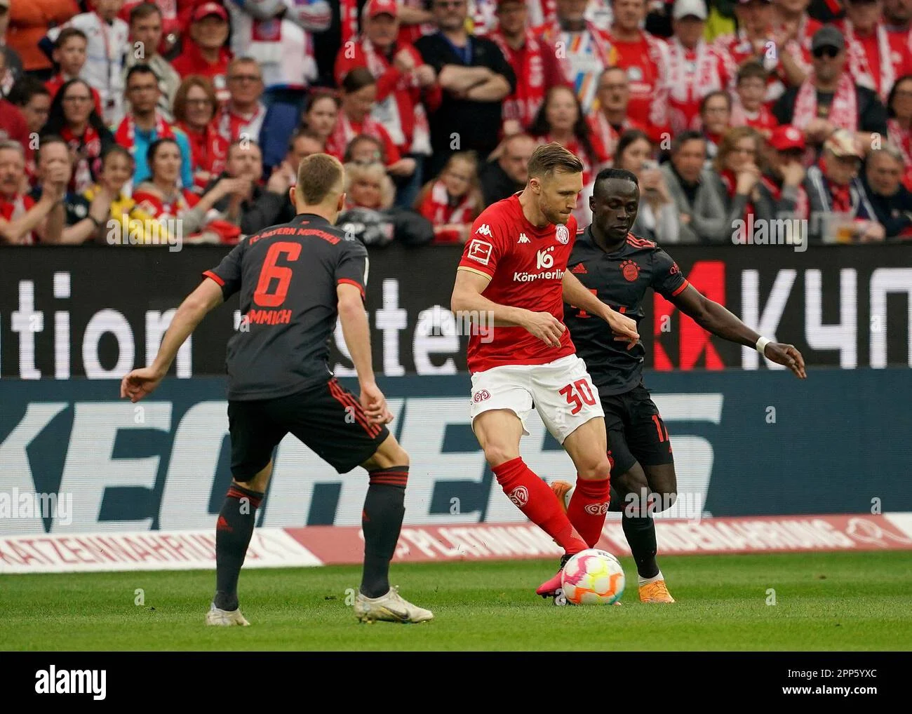 Drama Menegangkan di Mewa Arena: Bayern Munich Pulihkan Tiga Gol dan Menang 4-3 atas Mainz 05