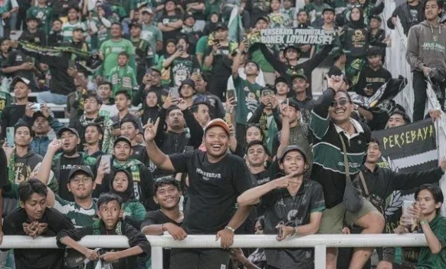 Drama Persebaya Surabaya: Tavares Dihujani Tekanan, Dua Laga Tandang Mengguncang, dan Bonek Menuntut Perubahan