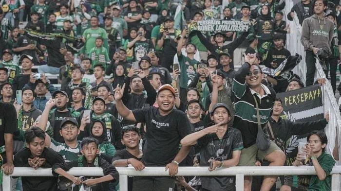 Drama Persebaya Surabaya: Tavares Dihujani Tekanan, Dua Laga Tandang Mengguncang, dan Bonek Menuntut Perubahan