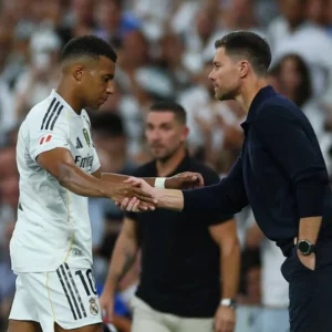 Drama Real Madrid: Dari Gagal di UCL 2026 hingga Spekulasi Manajer Besar