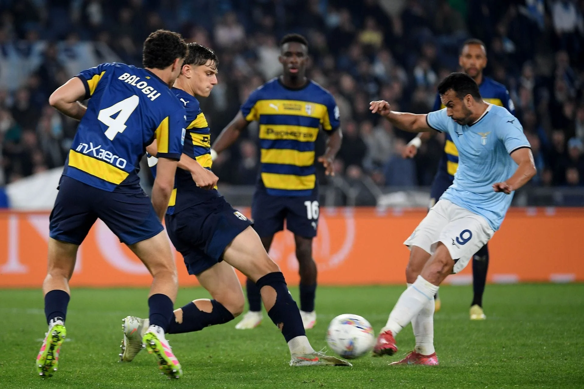 Drama Serie A: Lazio vs Parma Siap Pecah Rekor, Alisson dan Okoye Jadi Sorotan