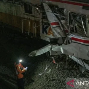 Dua perjalanan Argo Parahyangan dibatalkan imbas tabrakan KA di Bekasi