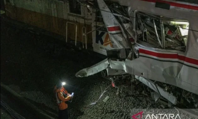Dua perjalanan Argo Parahyangan dibatalkan imbas tabrakan KA di Bekasi