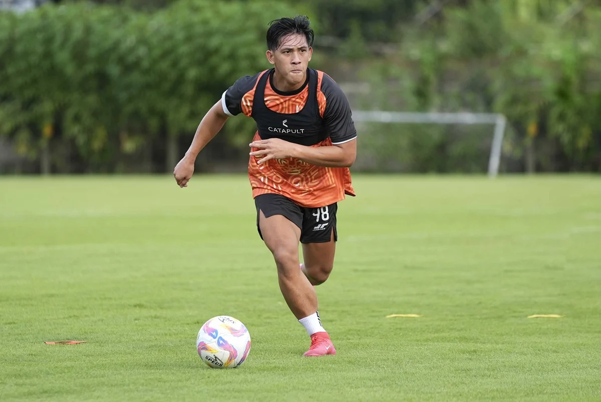 Eksel Runtukahu Dapat Panggilan Timnas: Pujian Mauricio Souza dan Harapan Besar di Piala AFF 2026