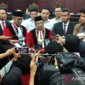 Forum Lintas Generasi Temui Kardinal KWI, Soroti Penyalahgunaan Konstitusi untuk Kepentingan Kelompok