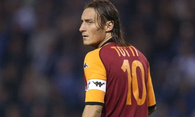 Francesco Totti: Ikon Abadi AS Roma yang Menyulap Karier Menjadi Legenda Sepak Bola Italia