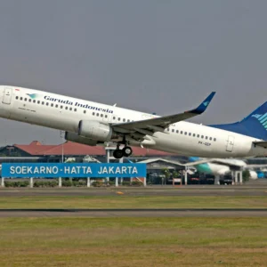Garuda Indonesia Tidak Henti Terbang ke Bengkulu, Ini Klarifikasi Lengkap tentang Pengalihan Penerbangan di Manado