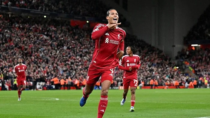 Gol Virgil van Dijk bawa Liverpool menang dramatis 2-1 atas Everton