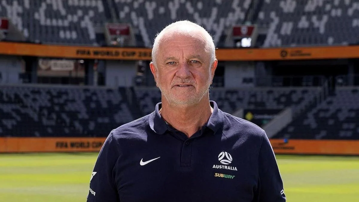 Graham Arnold: Pelatih Kunci di Balik Kebangkitan Newcastle Jets dan Harapan Timnas Australia