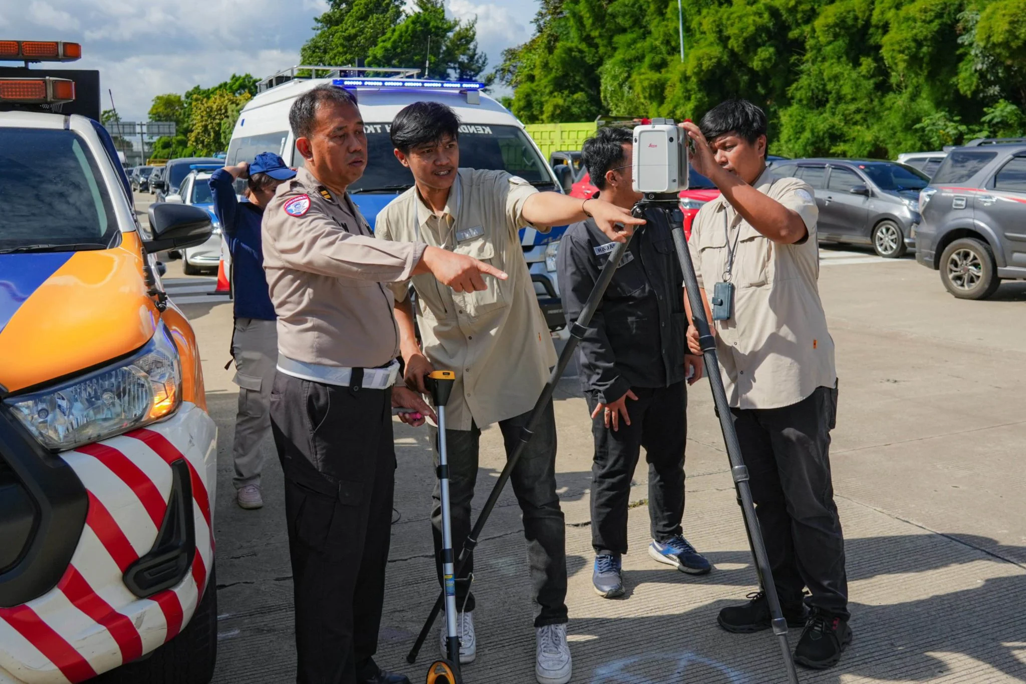 Gunakan Metode TAA, Korlantas Polri Olah TKP Kecelakaan Kereta di Stasiun Bekasi Timur
