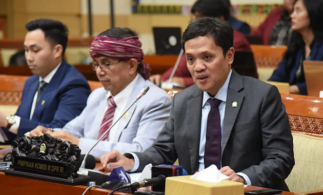Habiburokhman Singgung Kritik Pembahasan KUHAP dalam RDP RUU Perampasan Aset