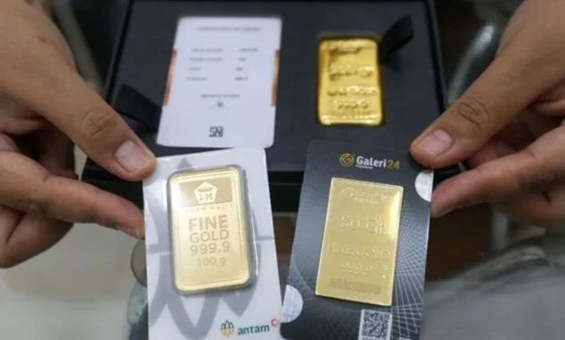 Harga Emas Antam 1 Gram Turun Rp65.000, Capai Rp2,5 Juta pada Jumat 3 April – Apa Penyebab dan Dampaknya? Harga Emas Antam 1 Gram Turun Rp65.000, Capai Rp2,5 Juta pada Jumat 3 April – Apa Penyebab dan Dampaknya?