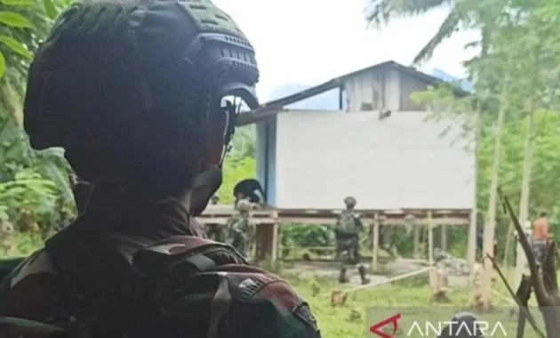 Ibu Rumah Tangga 'Jagoan' Nekat Jual Narkoba di Depan Rumah, Kasus Menguak Jaringan Gelap di Lahat Ibu Rumah Tangga 'Jagoan' Nekat Jual Narkoba di Depan Rumah, Kasus Menguak Jaringan Gelap di Lahat