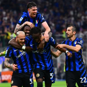 Inter Milan Menggempur Como dengan Comeback Spektakuler 7 Gol: Drama Panas Liga Italia