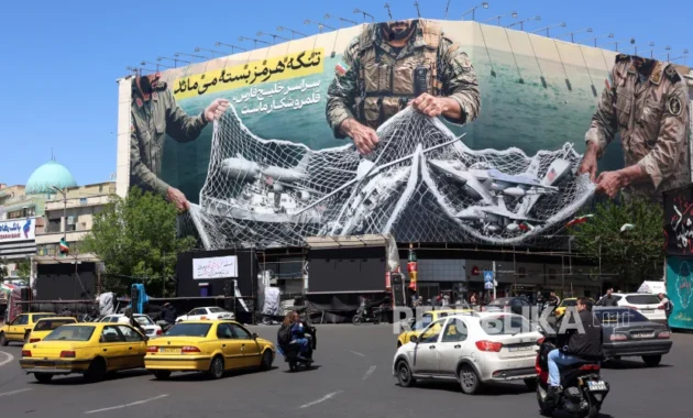 Iran Siapkan Senjata Canggih Baru untuk Bakar Kapal-Kapal AS