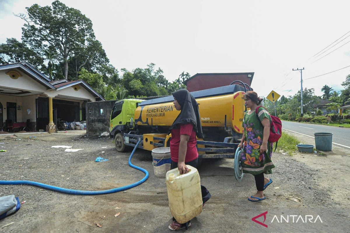 ITB Serahkan Program Air Bersih untuk Pemulihan Pascabencana di Agam