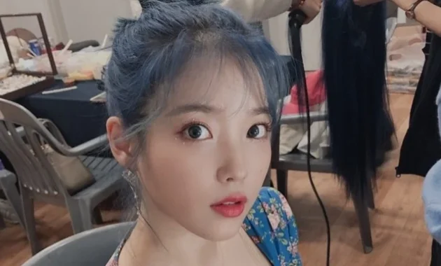 IU Ungkap Sumber Inspirasi Lagu dan Tampil Mendadak di 'I Live Alone' Bikin Penggemar Terpukau