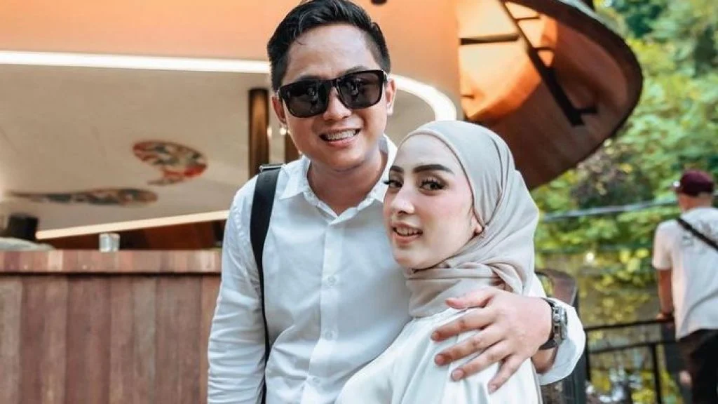 Jadi Pembicaraan Karena Masih Hidup Mewah, Istri Doni Salmanan Jawab Tudingan Netizen: Penjualan Hijab Terlaris Nomor 1
