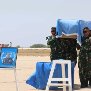 Jenazah Dua Prajurit TNI Gugur di Lebanon Diserahkan ke Keluarga