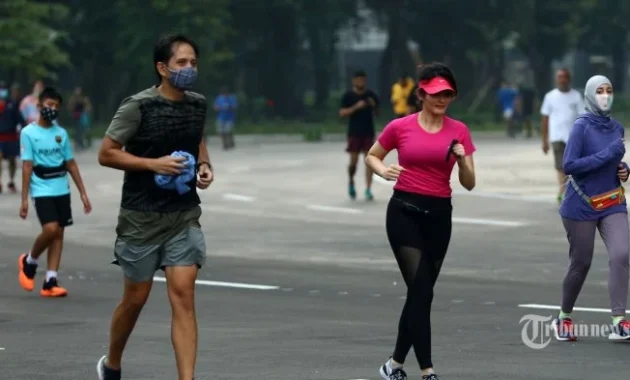 John Herdman Tampil ‘Warga Lokal’: Lari di GBK, Main Bola di Pantai Lombok, dan Kesan Mengejutkan pada Timnas U‑17