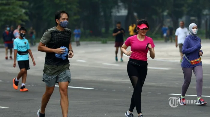 John Herdman Tampil ‘Warga Lokal’: Lari di GBK, Main Bola di Pantai Lombok, dan Kesan Mengejutkan pada Timnas U‑17