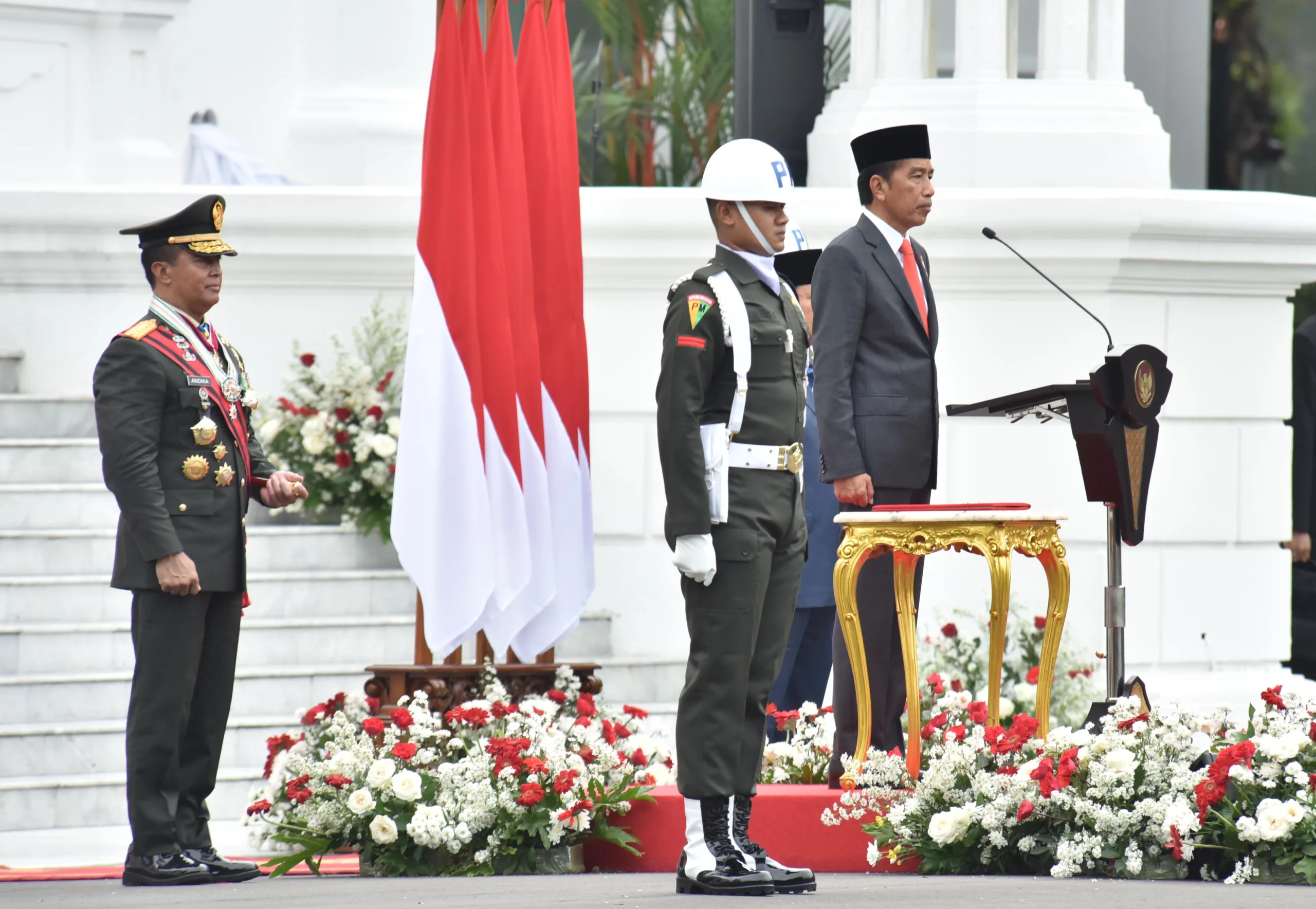 Jokowi Desak Negara Beri Penghargaan Nasional untuk TNI Gugur di Lebanon, Upacara Berkabung Memukau di Soekarno‑Hatta