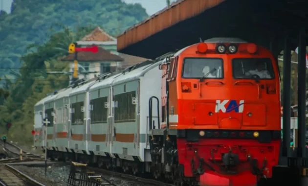 KA Rajabasa, Kereta Api Terpanjang di Sumatra yang Menyatu dalam Langkah Kehidupan Masyarakat