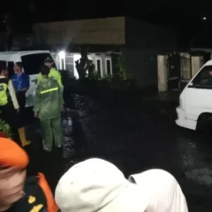 KAI Hentikan Sementara KA Siliwangi Akibat Banjir di Cibeber