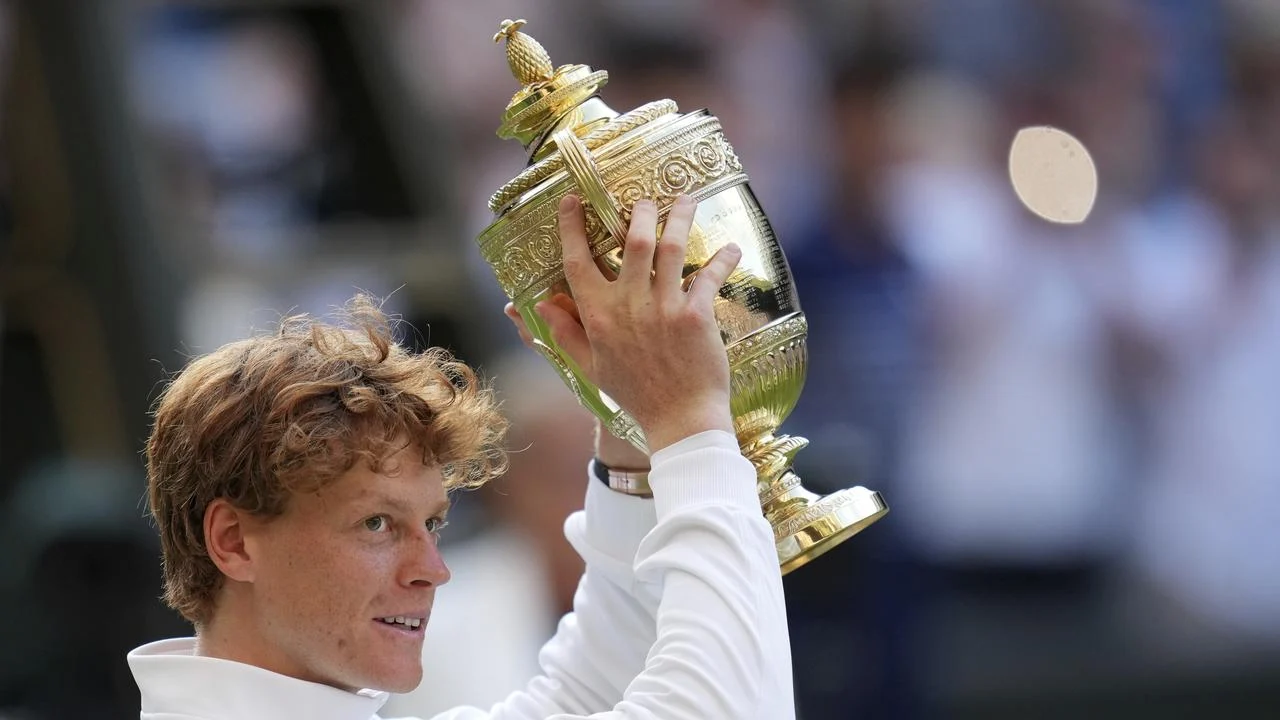 Kalahkan Alcaraz, Sinner Raih Gelar Monte-Carlo dan Posisi No.1 Dunia