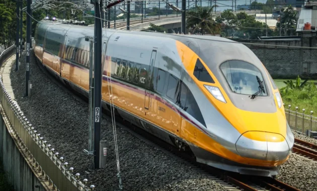 KCIC pastikan operasional Whoosh aman di tengah cuaca ekstrim