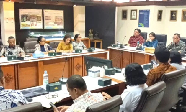 Kebijakan WFH Bali: Gubernur Koster Kecualikan Unit Layanan Setiap Jumat