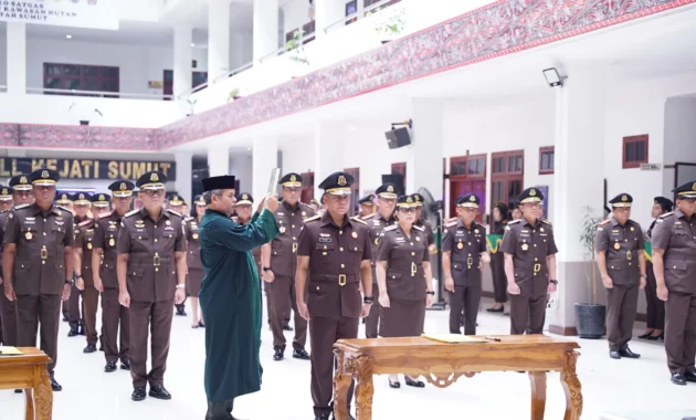 Kejagung Ambil Alih Pemeriksaan Kajari Karo dari Kejati Sumut Terkait Proses Hukum Amsal Sitepu Kejagung Ambil Alih Pemeriksaan Kajari Karo dari Kejati Sumut Terkait Proses Hukum Amsal Sitepu