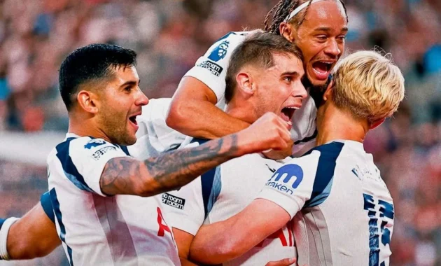 Kejutan Liga Australia: Dampak Transfer Besar, Daftar Cedera, dan Kontroversi Wasit Global Terhadap A-League Kejutan Liga Australia: Dampak Transfer Besar, Daftar Cedera, dan Kontroversi Wasit Global Terhadap A-League