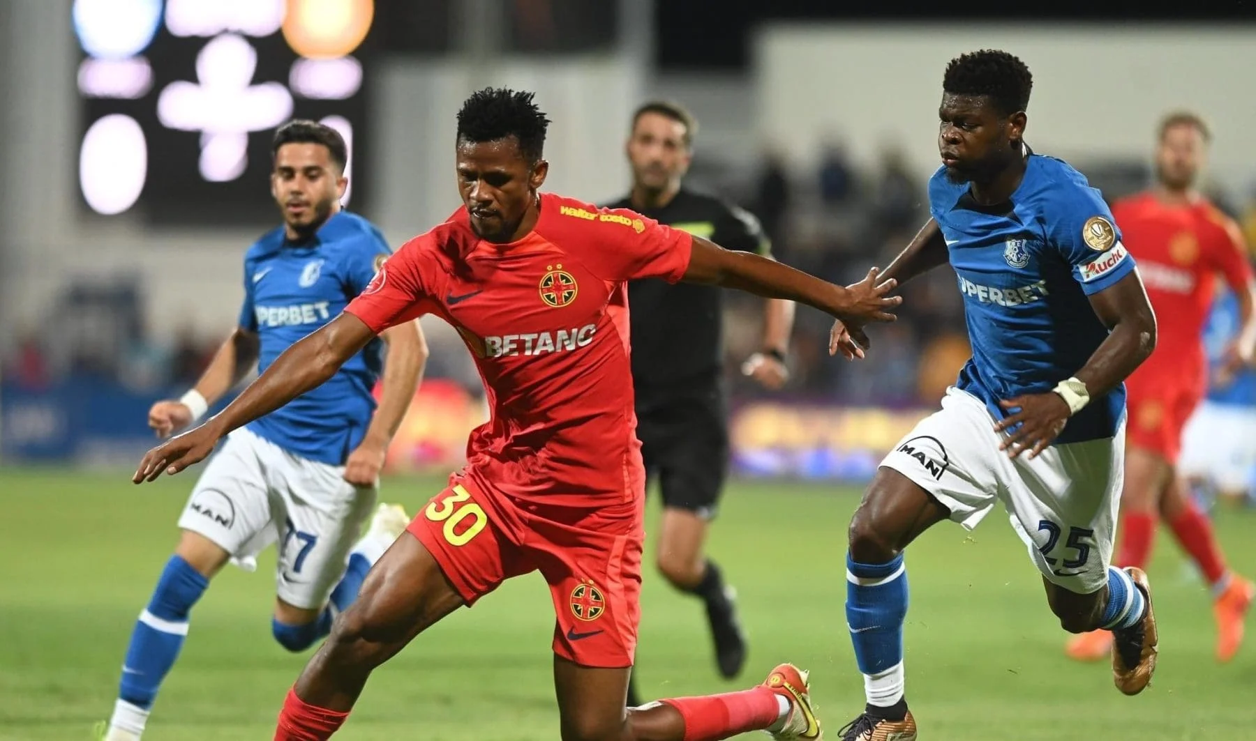 Kembalinya Ngezana ke FCSB: Peluang Terakhir untuk Menembus Panggung Dunia 2026?