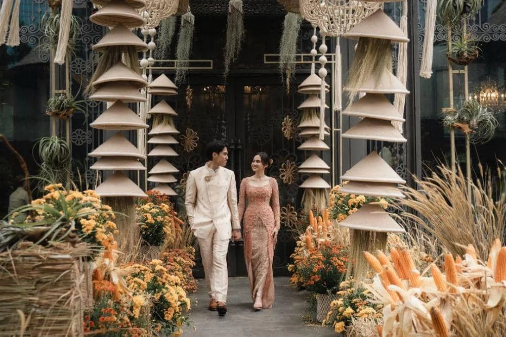 Kemegahan Resepsi El Rumi dan Syifa Hadju di Jakarta